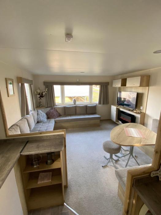 Modern & Homley 3BR Caravan