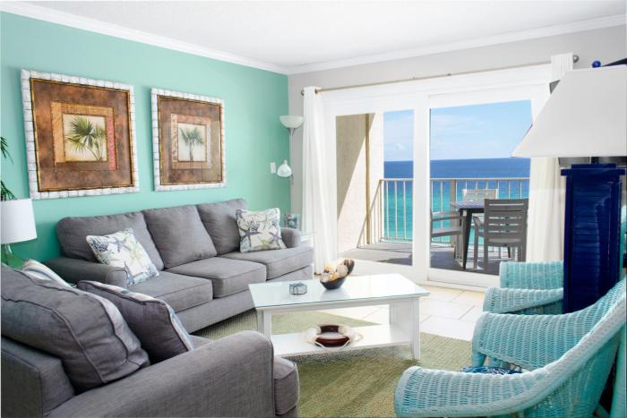 Beachfront & Free Beach Service-Master on Gulf!