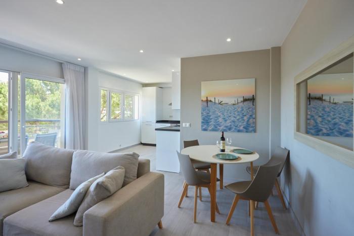 Bright & Modern 2 Bedroom Apartment 300m to the Beach - Marbella