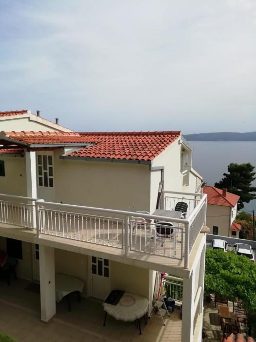 Apartments by the sea Pisak, Omis - 4815