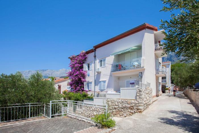 Apartments by the sea Podgora, Makarska - 6671