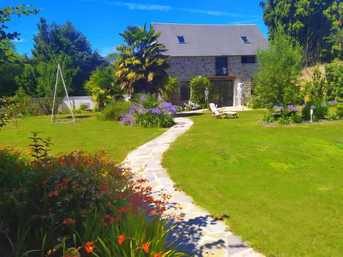 CLOS FEBURON, entre mer et forêt