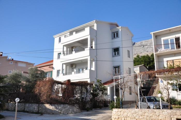 Apartments by the sea Duce, Omis - 8633