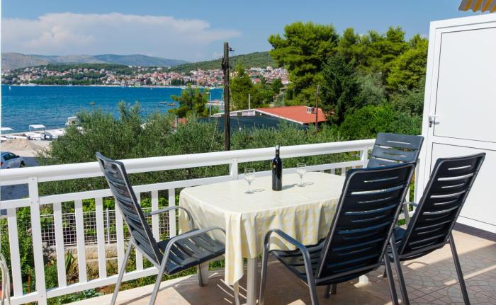 Apartment Okrug Gornji 8440c