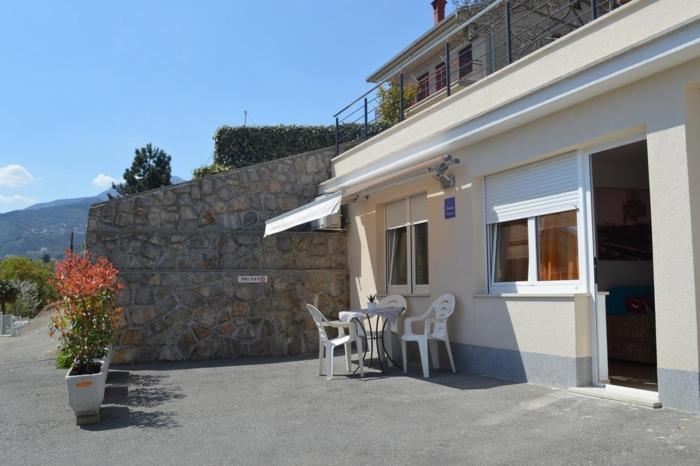 Apartments with a parking space Icici, Opatija - 11154