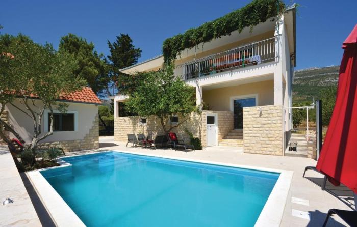 Holiday house with a swimming pool Kastel Novi, Kastela - 11122