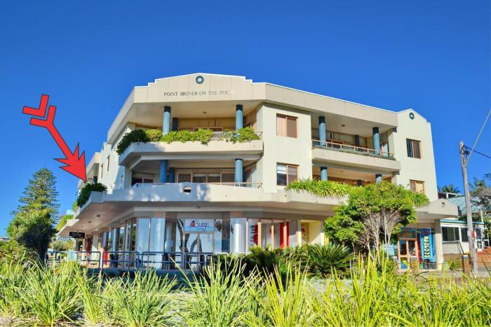 Point Briner 7 - Bring your own linen.