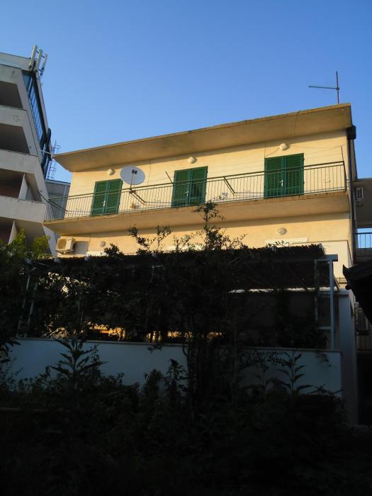 Apartments with a parking space Podgora, Makarska - 13989