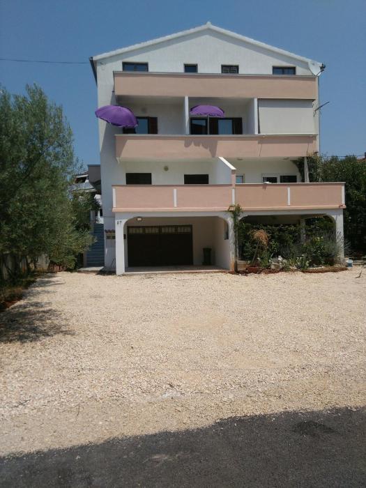 Apartments with parking space Zadar - Diklo, Zadar - 13982