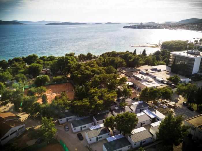 Seaside apartments with a swimming pool Vodice - 16362