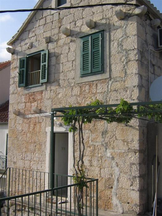 Holiday house with a parking space Bol, Brac - 16820