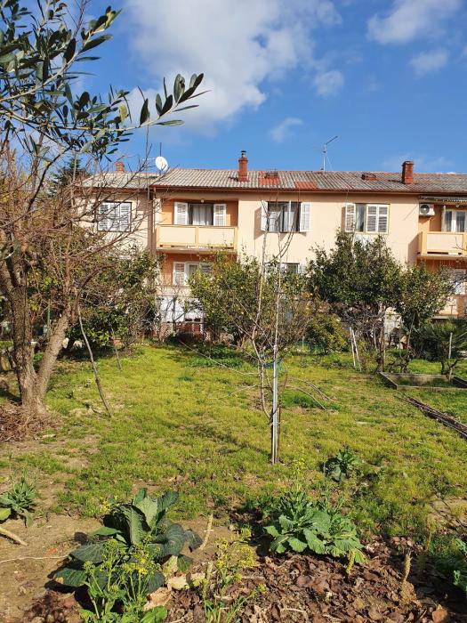 Apartments with parking space Palit, Rab - 18681