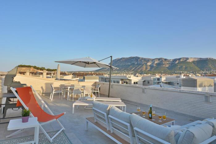 Elegance Penthouse by NRAS