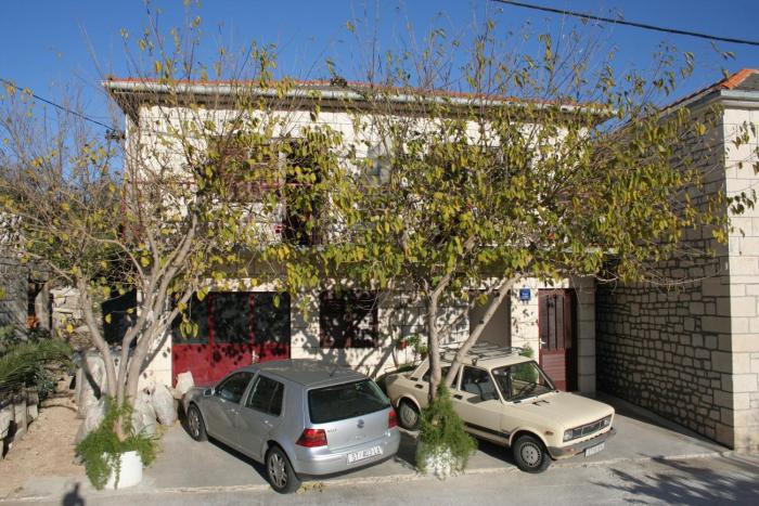 Apartments by the sea Povlja, Brac - 711