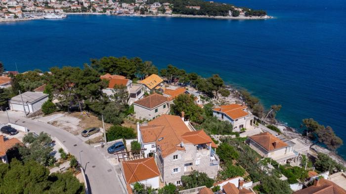 Apartments by the sea Puntinak, Brac - 718