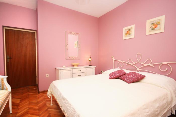 Apartment Mastrinka 1005a