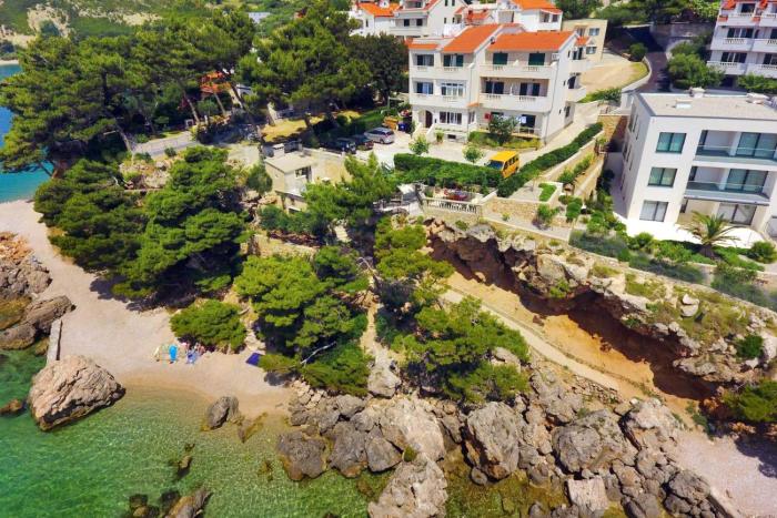 Apartments by the sea Medici, Omis - 1047