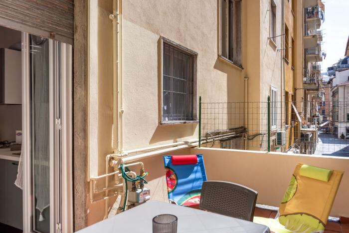 NEW APT! 1km from Central Station La Spezia