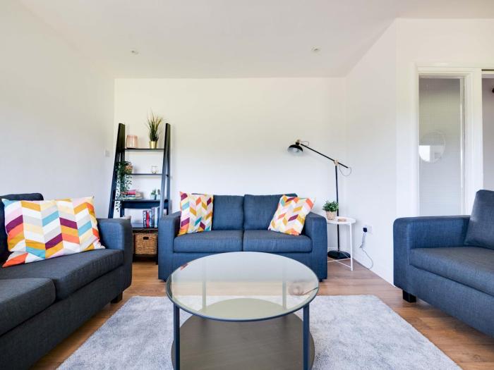 Pass the Keys Lovely 3 Bedroom property golf club and parking