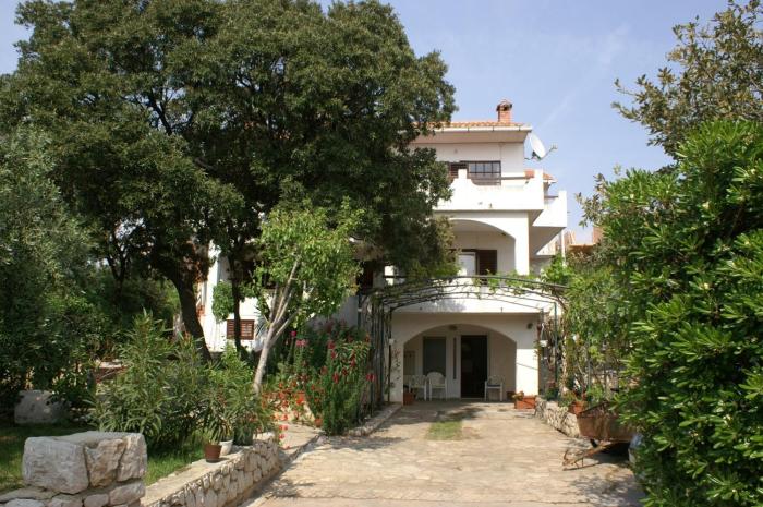 Apartments with parking space Mandre, Pag - 4075