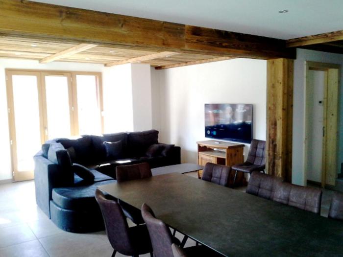 Duplex 5 pièces, 10 pers, sud, animaux admis, parking privé - FR-1-263-511