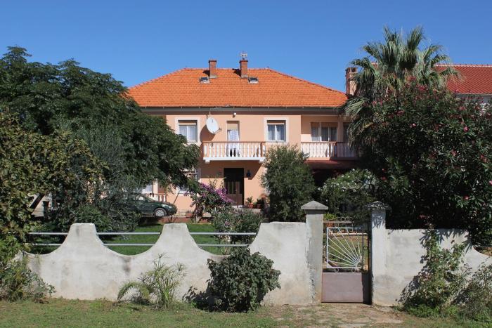 Apartments for families with children Privlaka, Zadar - 5747