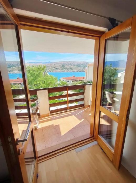Studio-app Iva, balcony with sea view - 50 m from beach