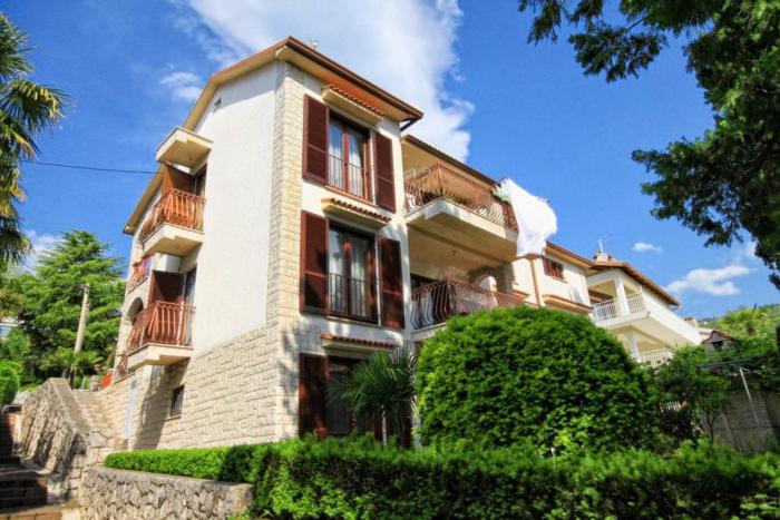 Apartments by the sea Icici, Opatija - 7745