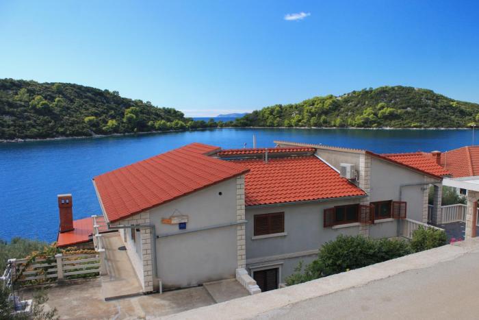 Apartments by the sea Karbuni, Korcula - 9308