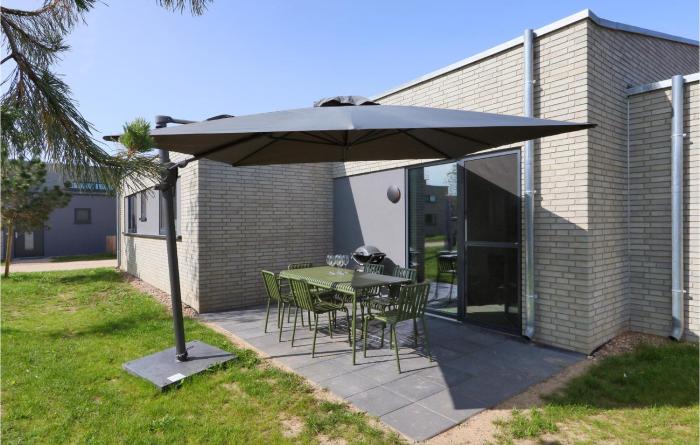 Nice Home In Lembruchdümmer See