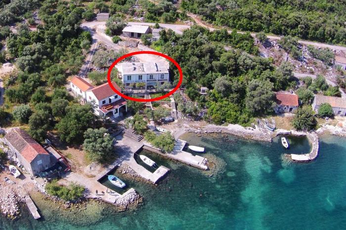 Apartments by the sea Zuronja, Peljesac - 10137