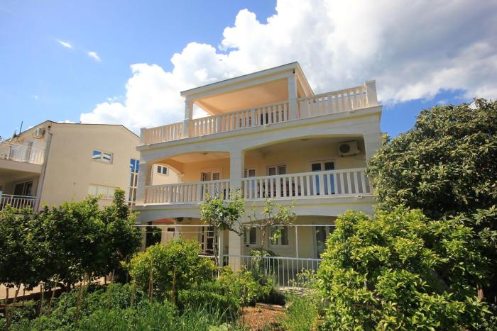 Apartments with parking space Orebic, Peljesac - 10092