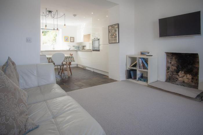 Ty Golau - 3 Bed Holiday Home - Pembroke