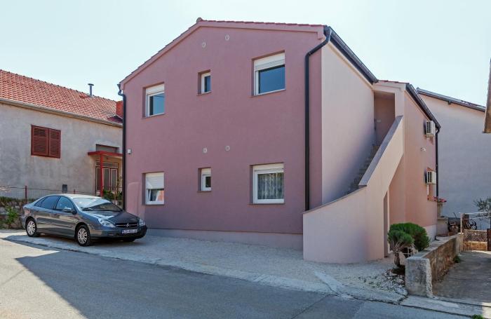 Apartments with a parking space Zadar - 12803