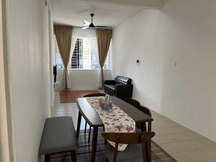 OrchidVilla Homestay at Southville Apartment