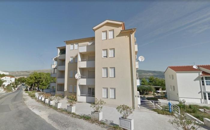 Apartments by the sea Mastrinka, Ciovo - 15226