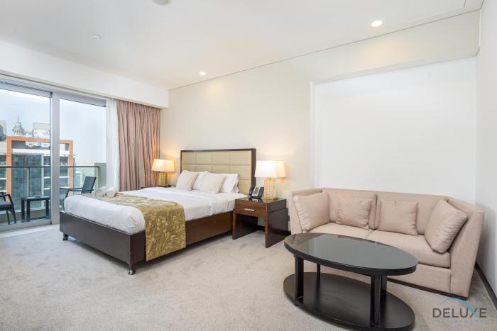 Marina Canal Views from the Balcony, Close to Marina Mall, The Address Residences, Dubai Marina by Deluxe Holiday Homes