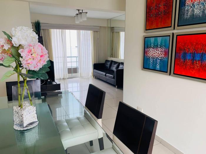 Spacious apartment in Miraflores