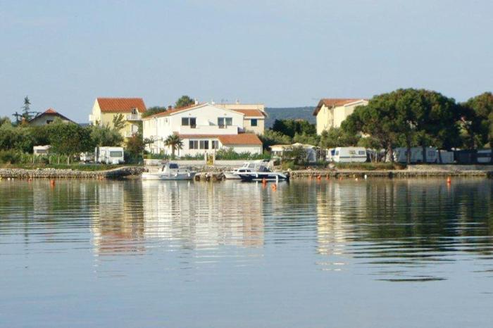 Apartments by the sea Sukosan, Zadar - 9711