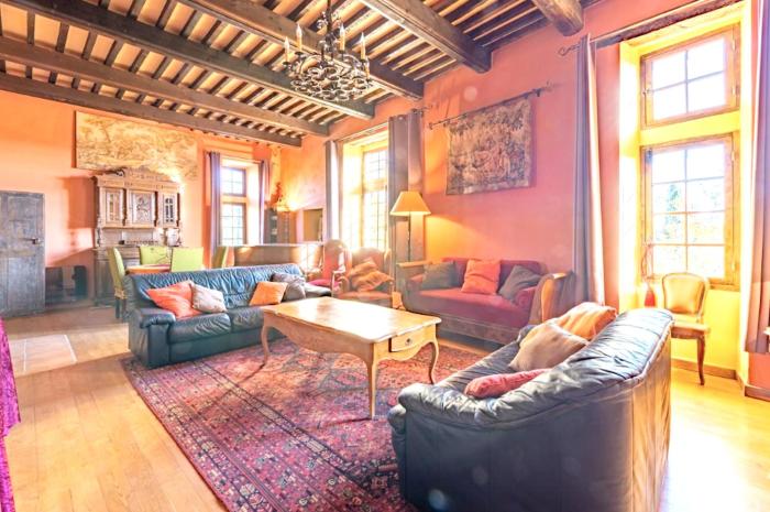 Appartement spacieux à Ferrières-les-Verreries avec jardin privé