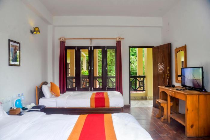 Hotel Chitwan Park Village