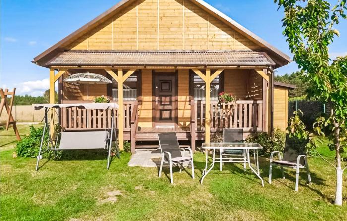 Awesome Home In Wierzchucino With Wifi