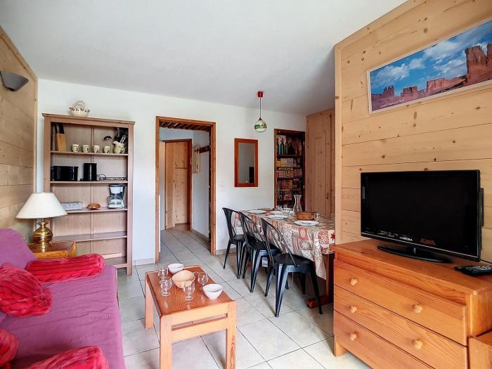 Appartement cosy au pied des pistes avec balcon, 6 pers - FR-1-344-767