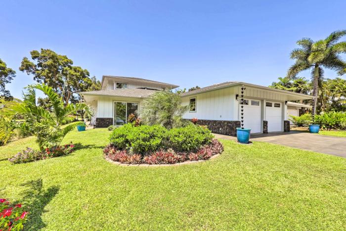 Spacious Kauai Getaway Less Than 1 Mi to the Ocean!