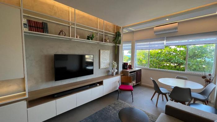 Estúdio Moderno com Vista Oceânica