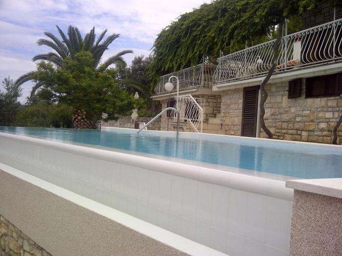 Seaside family friendly house with a swimming pool Cove Pribinja, Hvar - 15324