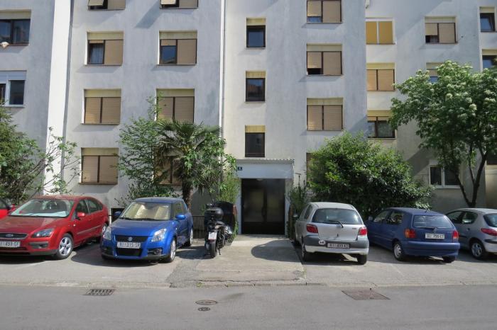 Apartments with WiFi Rijeka 15333