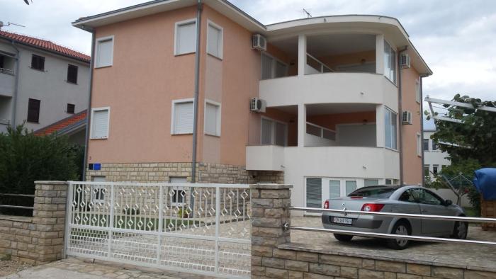 Apartments with a parking space Biograd na Moru, Biograd - 15472