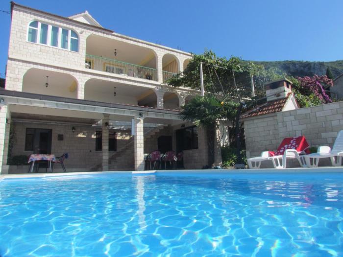 Family-friendly apartments with swimming pool Trpanj, Peljesac - 15603