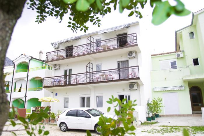 Apartments with parking space Podaca, Makarska - 15748
